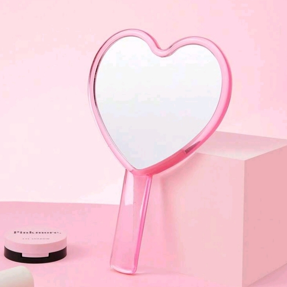 Barbie Mattel Miniso Inspired by The Barbie Movie Heart Handheld Mirror - Picture 7 of 9